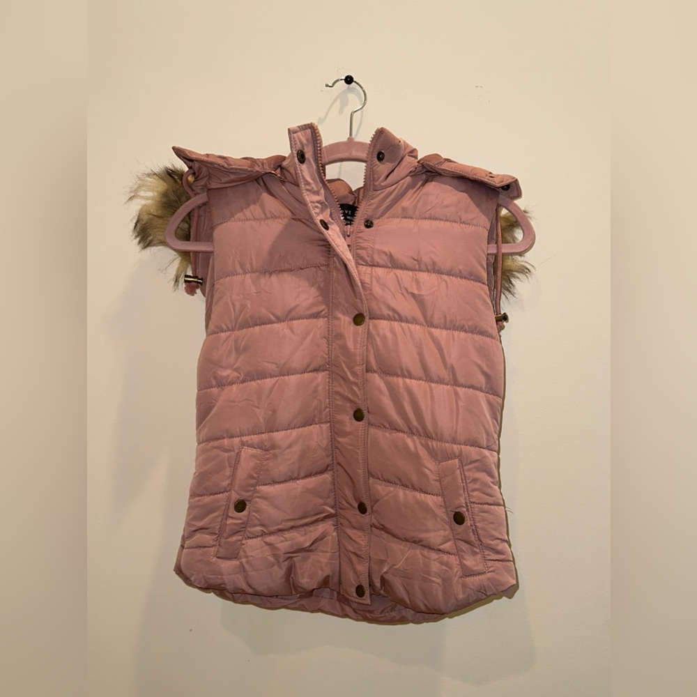 Love Tree Blush Vest